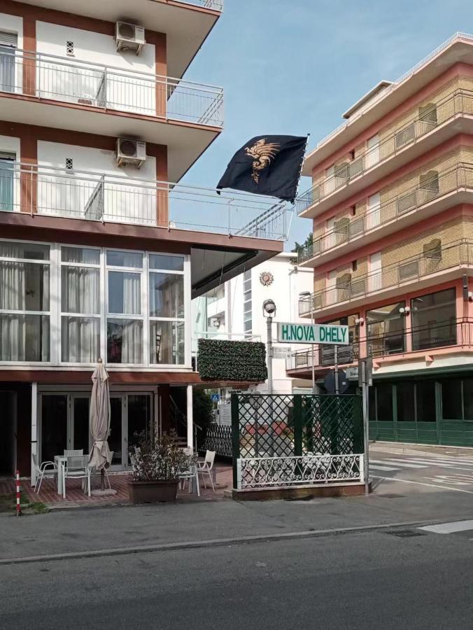 Hotel Nova Dhely Rimini Exterior photo